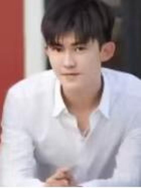 Xem Phim Anh Học Trưởng Bá Đạo Yêu Em Vietsub HD Online - Rophim