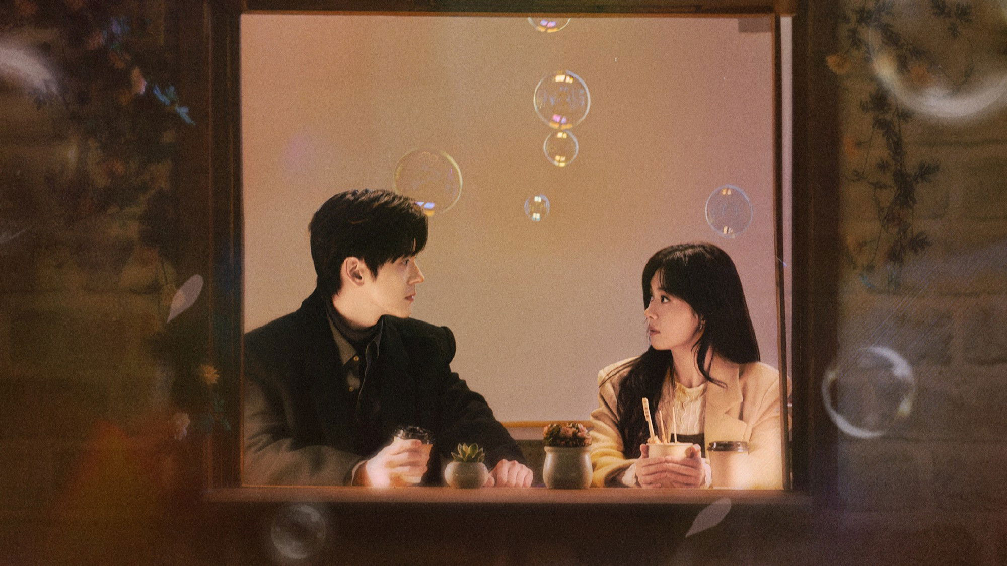 Em là niềm vui đến muộn