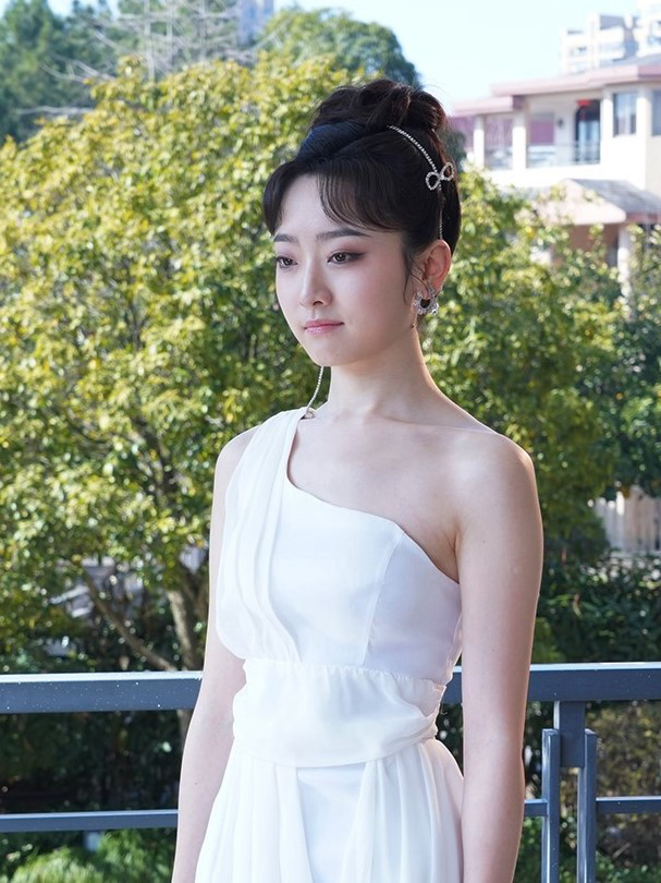Xem Phim Nữ tổng tài lạnh lùng 2 Vietsub HD Online - Rophim