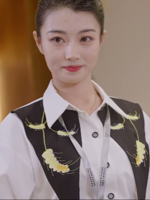 Xem Phim Tiểu Thư Tỷ Phú Trở Về Vietsub HD Online - Rophim